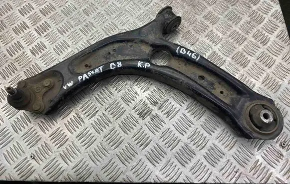 Volkswagen PASSAT B8 Front lower control arm/wishbone 3Q0407153B