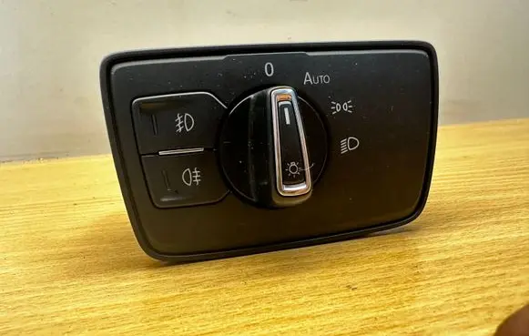 Volkswagen PASSAT B8 Light switch 3G0941633H