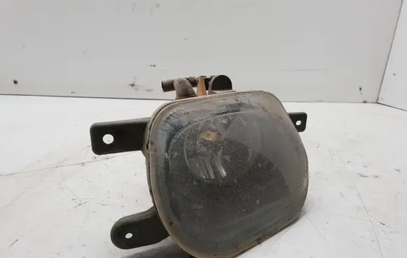 Volvo XC90 Front fog light 31111183 7258