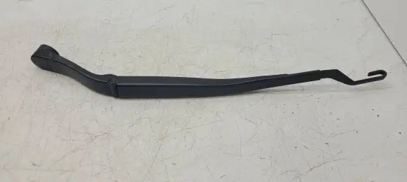 Dodge Durango Rear wiper blade arm 2589T7