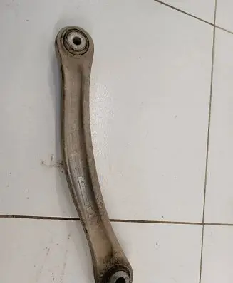Audi Q7 4L Rear upper control arm/wishbone 7L0505376A