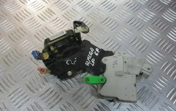 Nissan Almera N16 Front door lock