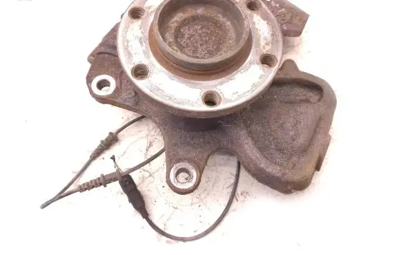Mercedes-Benz Sprinter W906 Front wheel hub A906332 A9069050601