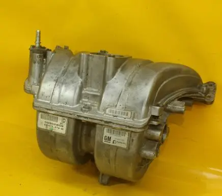 Opel Astra H Intake manifold 55352859