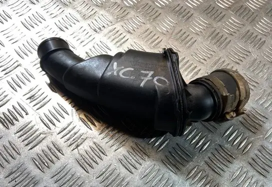 Intake resonator