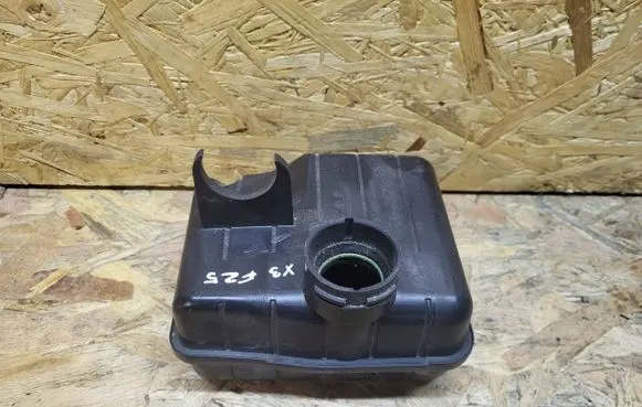 BMW 5 F10 F11 Intake resonator 8512249