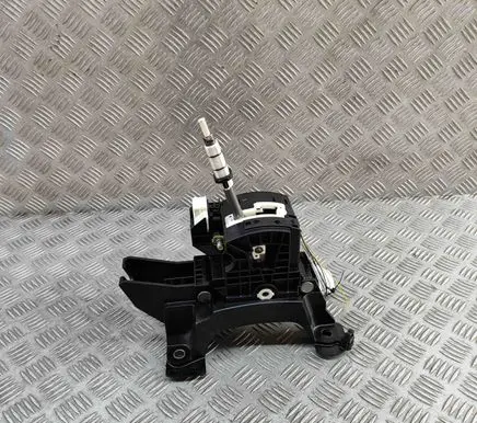 Mazda CX-30 Gear shifter/selector D41V46100A