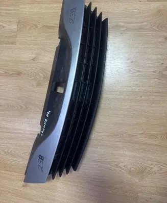 Renault Laguna II Front bumper upper radiator grill 8200390126