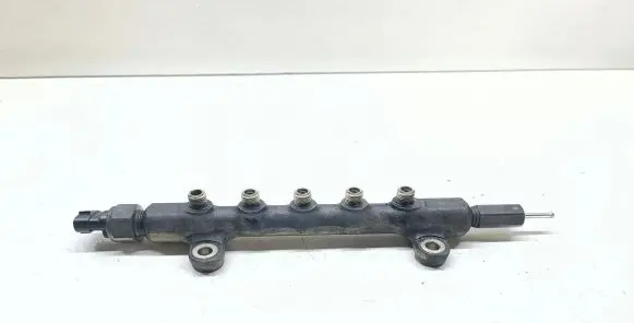 Toyota RAV 4 (XA30) Fuel main line pipe