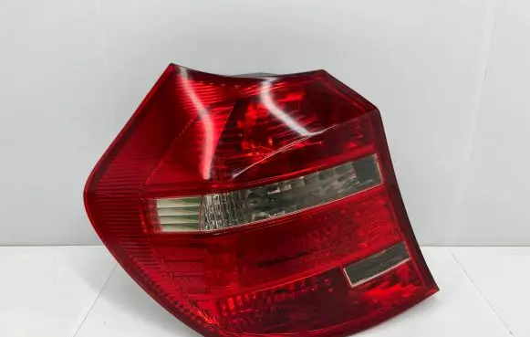 BMW 1 E81 E87 Rear/tail lights 7184955