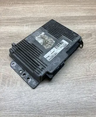 Renault Scenic I Engine control unit/module ECU HOM7700875745 S115300202A 7700105980
