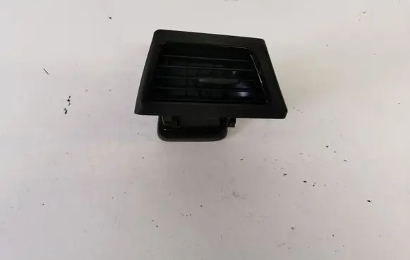 Nissan Leaf II (ZE1) Dashboard side air vent grill/cover trim 687615SK0B