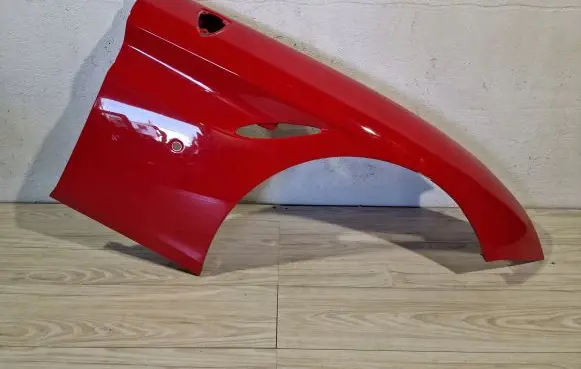 Ferrari California F149 Fender