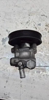 BMW 5 E60 E61 Power steering pump 677469803 7652974103