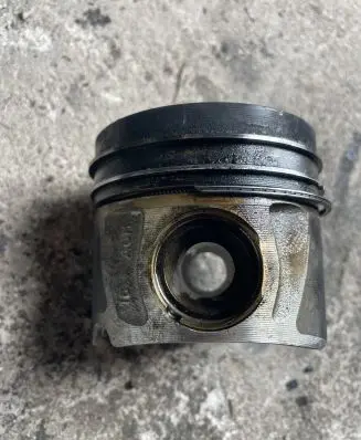 Audi Q7 4M Piston 