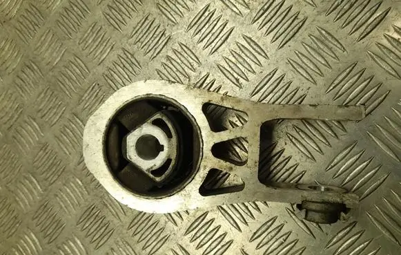 Citroen Jumper Engine mount bracket 13965910800