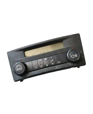 Renault Laguna II Climate control unit 8200181132D HDS18C23 52485201