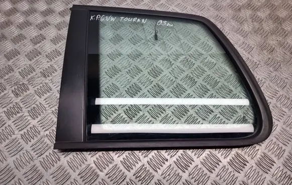 Volkswagen Touran I Rear side window 43R00048 DOT24AS2M68