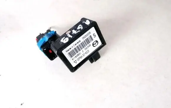 Mazda 6 Airbag deployment crash/impact sensor GP9A57KC0 09292006