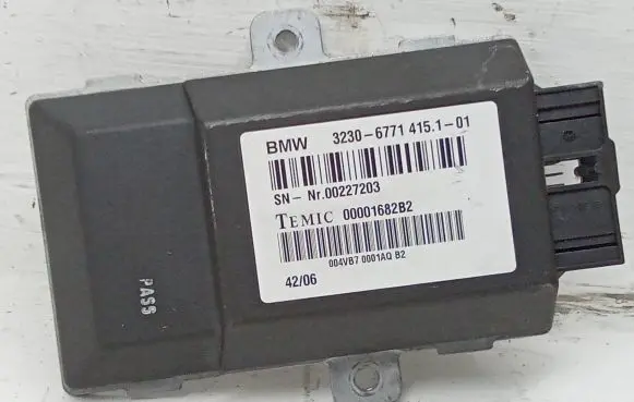 BMW 7 E65 E66 Steering rack control module 32306771415101 00001682B2 00227203