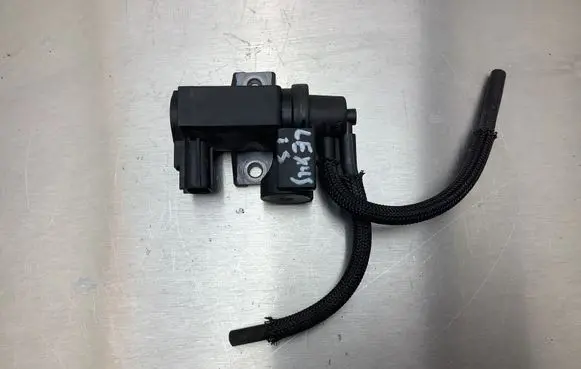 Lexus IS 220D-250-350 Turbo solenoid valve 258190R011