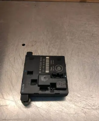 Mercedes-Benz E W211 Door control unit/module 2118201626 356806