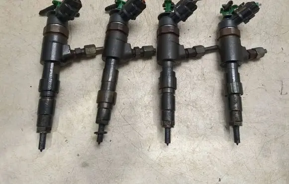 Citroen Dispatch III Fuel injectors set 0445110340