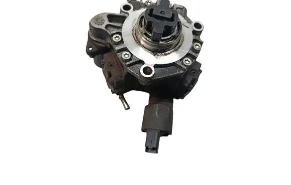 Ford Focus Fuel injection high pressure pump 9654091880 A2C20000598