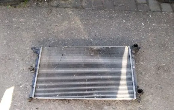 Ford Galaxy Coolant radiator