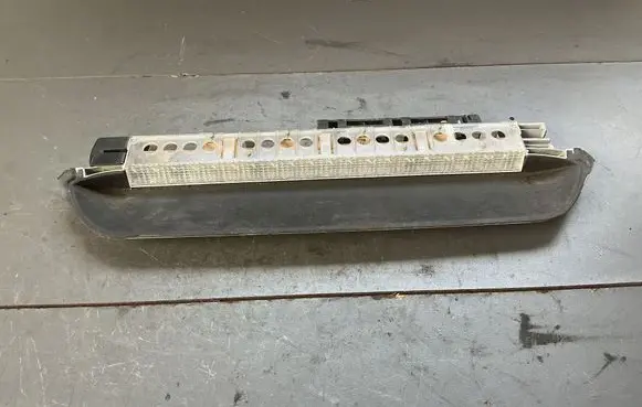 BMW 3 E46 Third/center stoplight 63258386963