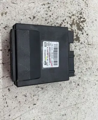 Mercedes-Benz GL X164 Tailgate/trunk control unit/module A1648203185