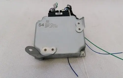 Lexus LX IV J300 Suspension control unit/module 8924324110