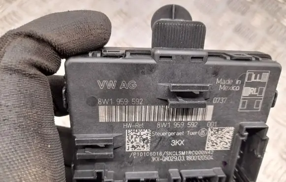 Audi Q5 SQ5 Door control unit/module 8W1959592