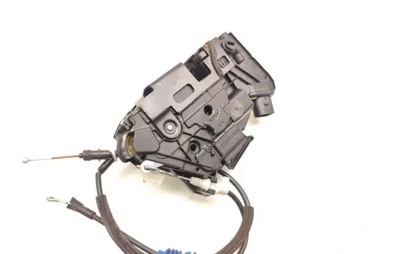 Volkswagen PASSAT CC Rear door lock 5N0839015D 05A5N0839015D