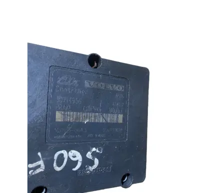 Volvo V70 ABS Pump 30714956