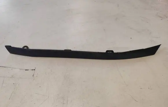 Toyota Avensis T270 Front bumper lip 7685205040