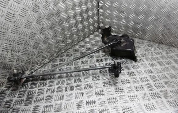 Mitsubishi Space Star Front wiper linkage and motor MR588293