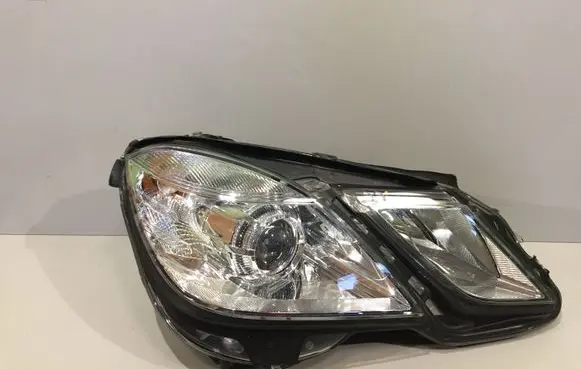 Mercedes-Benz E W212 Headlight/headlamp A2128208161