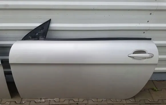 Door (2 Door Coupe)