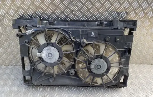Lexus CT 200H Electric radiator cooling fan 1002222680 1636337010 1680008980