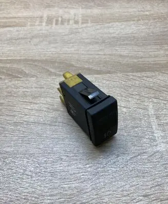 Fog light switch