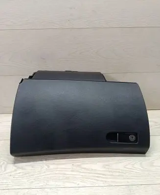 Mercedes-Benz C W204 Glove box A2046804991 00093341 000012