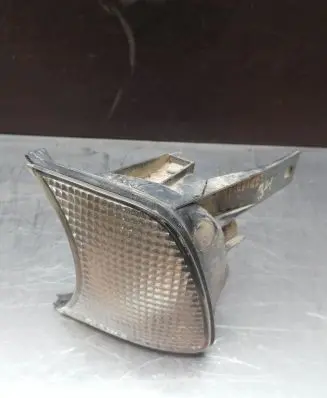 BMW 5 E34 Front indicator light 183270B