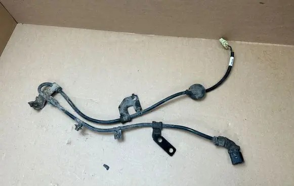 Hyundai i40 Rear ABS sensor wiring 597953Z000