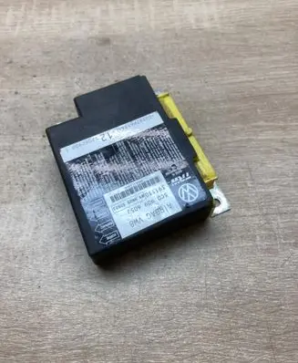 Volkswagen PASSAT B6 Airbag control unit/module 3C0909605J 39113009