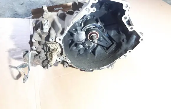 Mazda 323 F Manual 5 speed gearbox