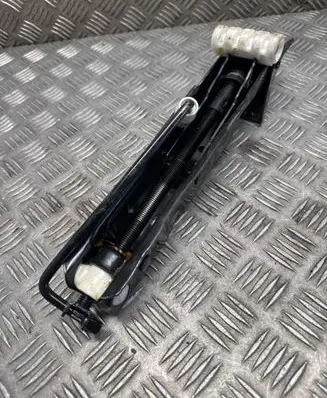 Audi A7 S7 4G Lift Jack 4G0011031F