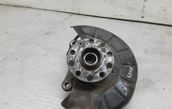 Volkswagen PASSAT B6 Front wheel hub spindle knuckle