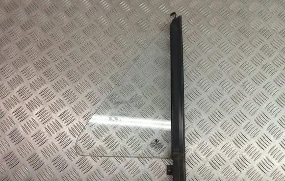 Skoda Felicia II Rear vent window glass 43R000602