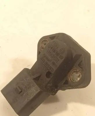 Volkswagen Golf IV Air pressure sensor 038906051 0281002177 210739
